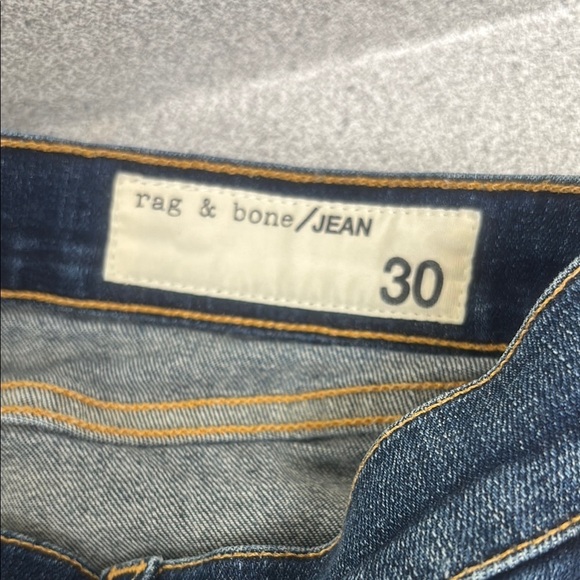 Rag & Bone Blue Ankle Cropped Jeans with Streamlined Silhouette - Picture 13 of 13